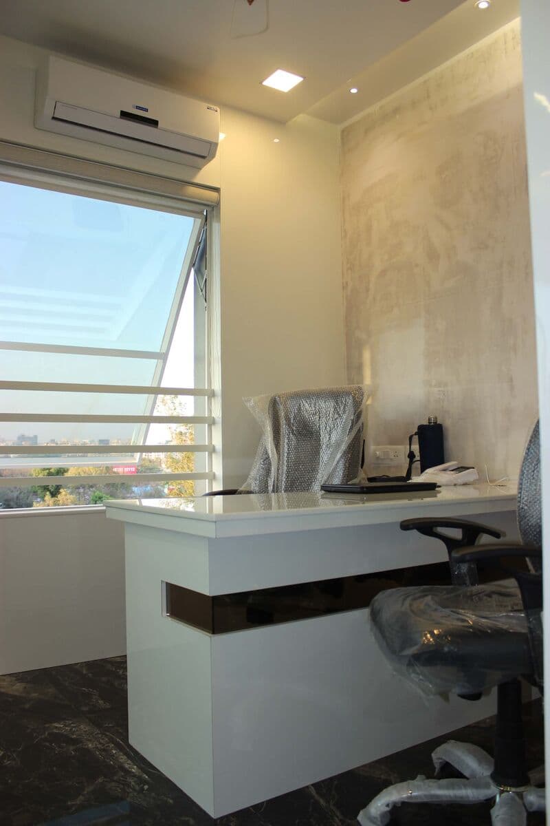 Scoliosis clinic in Pune, spine facility in Pune